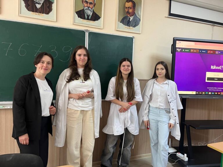 Power On у Ліцеї №3 (Чернівці) і Рингацькій гімназії: 7 уроків за два дні